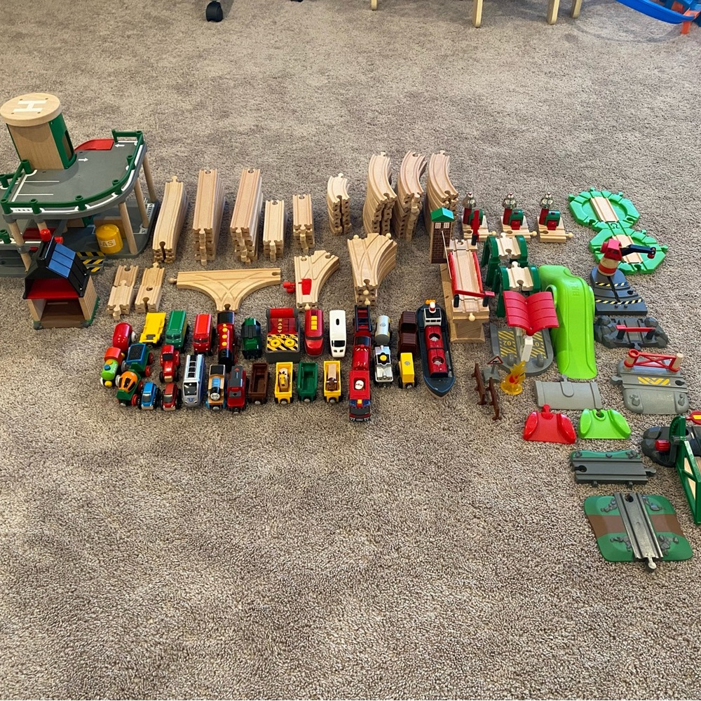 Brio train set components